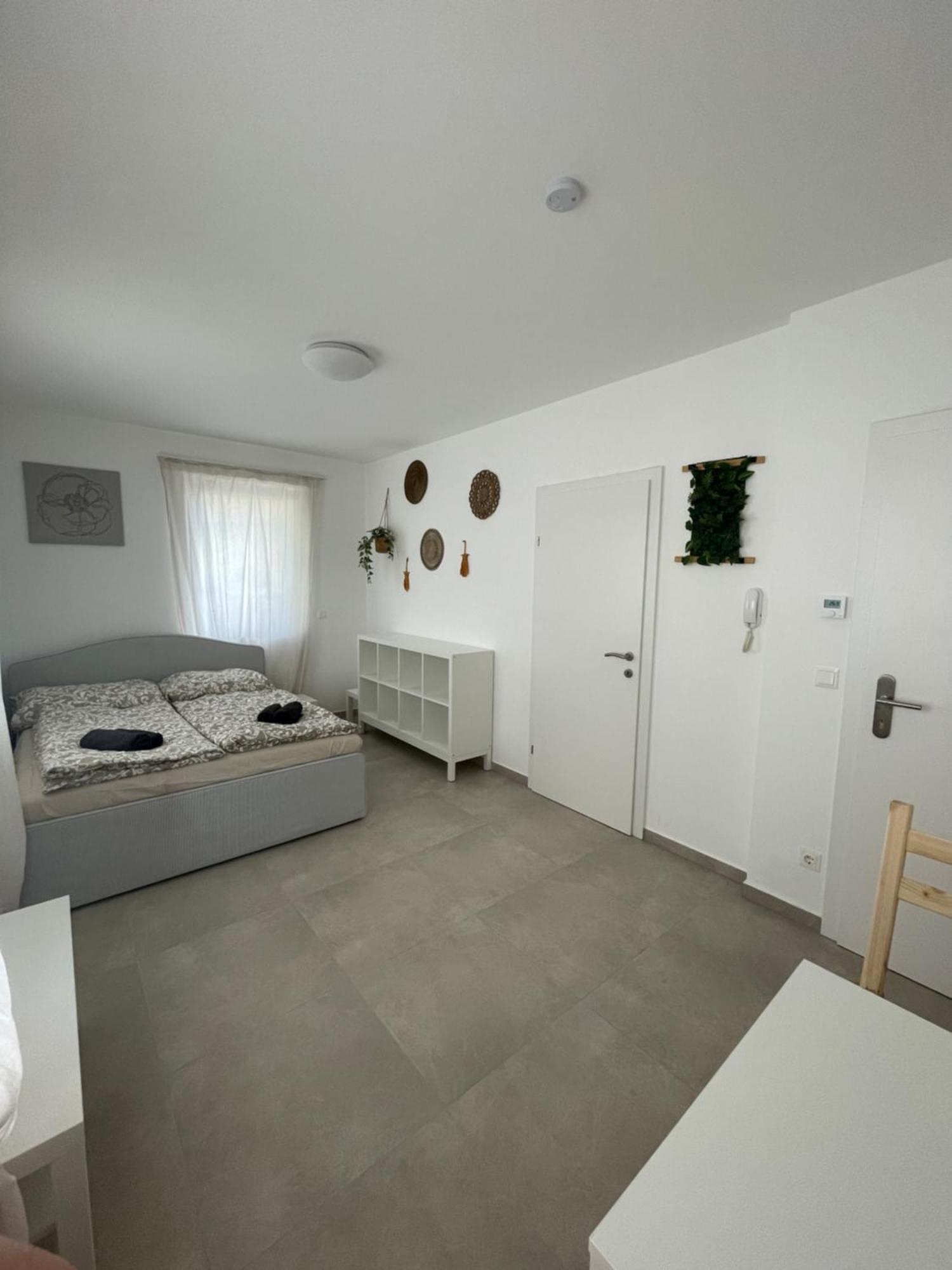 Langenzersdorf Apartment ภายนอก รูปภาพ