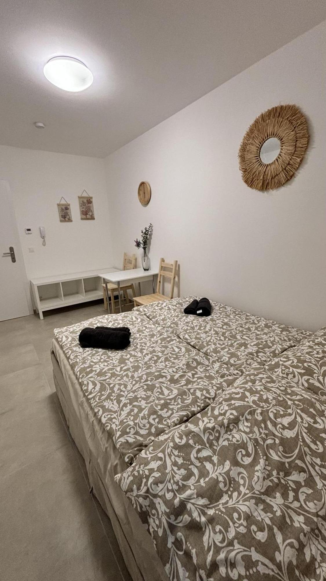 Langenzersdorf Apartment ภายนอก รูปภาพ